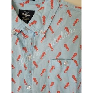 Artistry in Motion Men's Blue Seahorse Print Casual Shirt